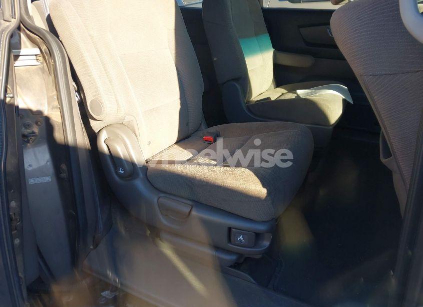 Photo 8 of 2011 Honda Odyssey EX (VIN 5FNRL5H49BB046921)