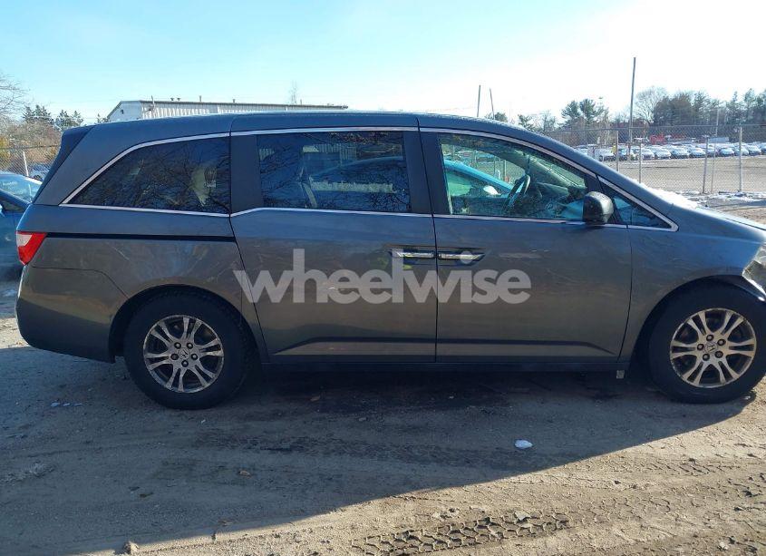 Photo 13 of 2011 Honda Odyssey EX (VIN 5FNRL5H49BB057210)