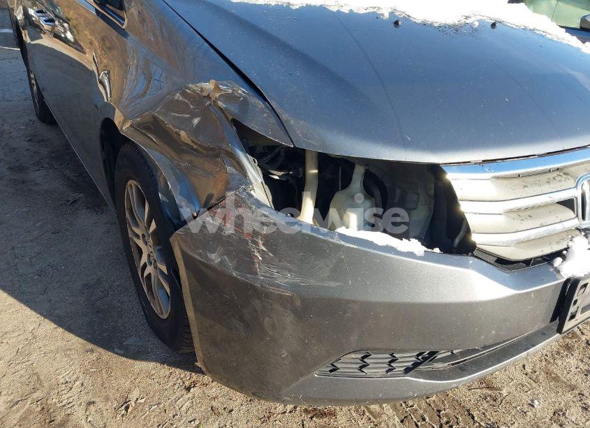 Photo 6 of 2011 Honda Odyssey EX (VIN 5FNRL5H49BB057210)