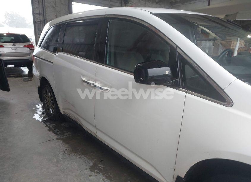 Photo 13 of 2011 Honda Odyssey EX (VIN 5FNRL5H49BB099747)