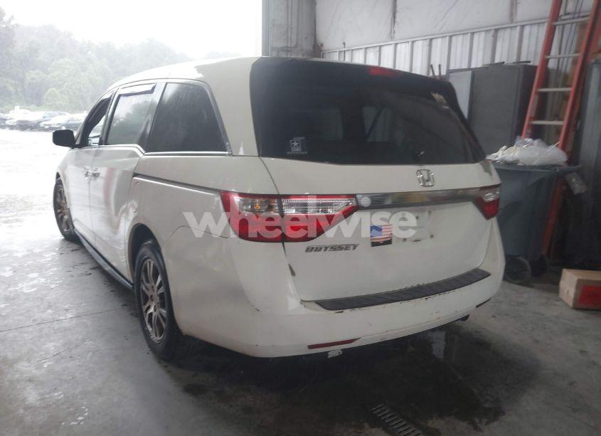 Photo 3 of 2011 Honda Odyssey EX (VIN 5FNRL5H49BB099747)