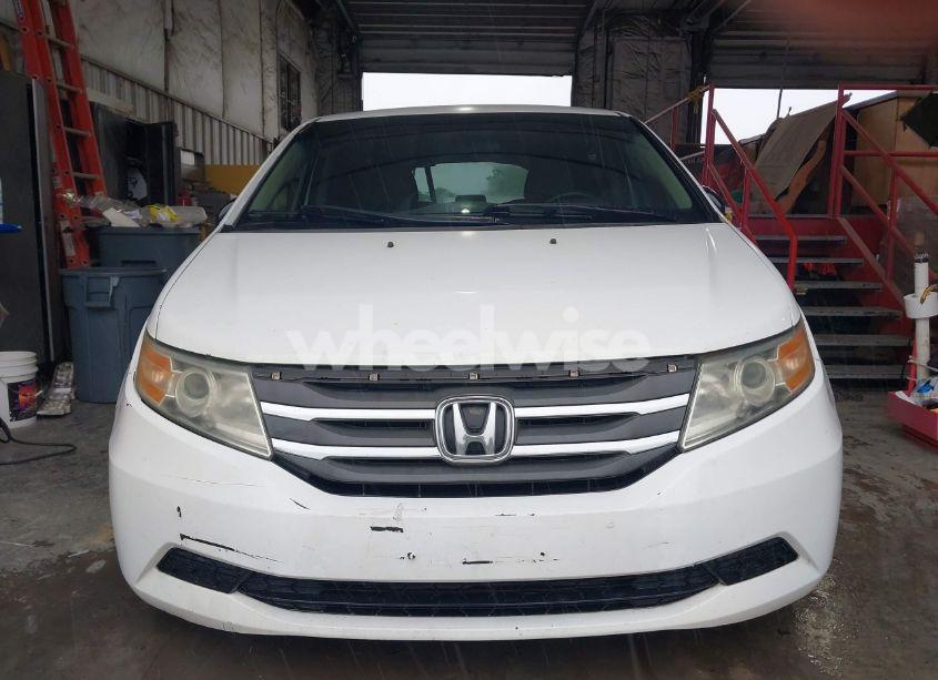 Photo 6 of 2011 Honda Odyssey EX (VIN 5FNRL5H49BB099747)