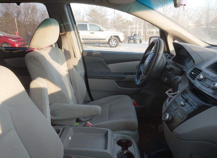 Photo 5 of 2011 Honda Odyssey EX (VIN 5FNRL5H49BB101481)