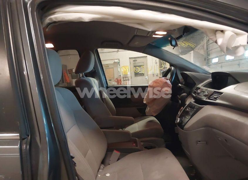 Photo 5 of 2012 Honda Odyssey EX (VIN 5FNRL5H49CB021728)