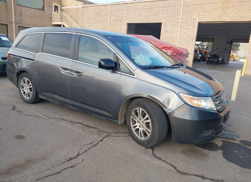 2013 Honda Odyssey EX (VIN 5FNRL5H49DB027532) main photo