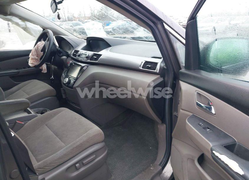Photo 5 of 2014 Honda Odyssey EX (VIN 5FNRL5H49EB037172)