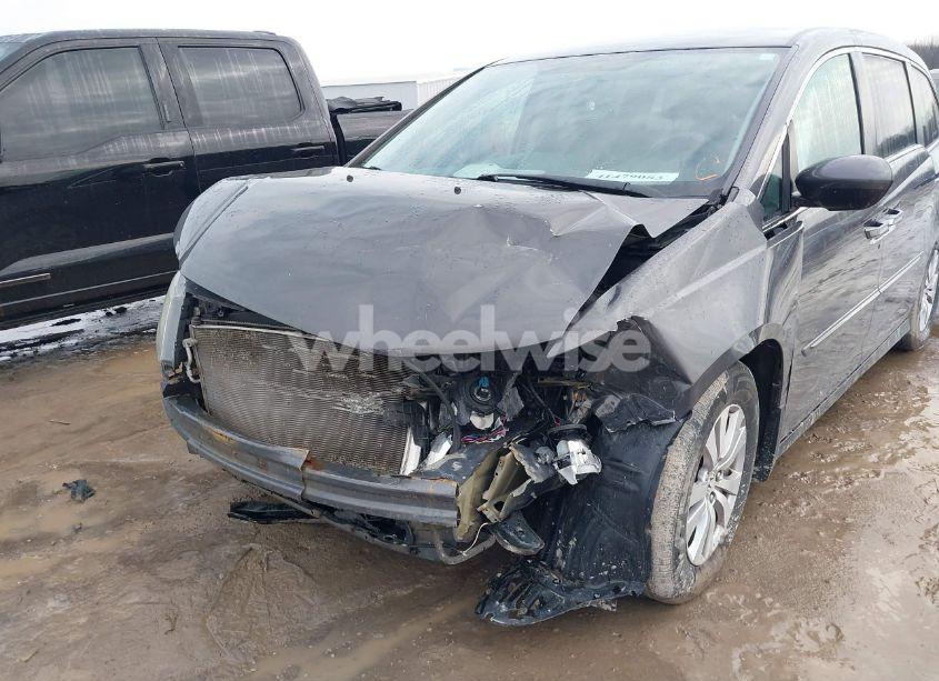 Photo 6 of 2014 Honda Odyssey EX (VIN 5FNRL5H49EB037172)