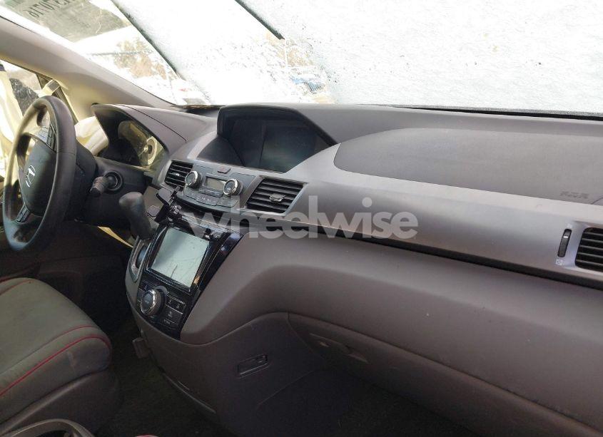 Photo 5 of 2014 Honda Odyssey EX (VIN 5FNRL5H49EB069541)