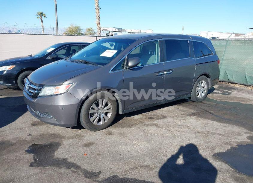 Photo 2 of 2014 Honda Odyssey EX (VIN 5FNRL5H49EB135246)