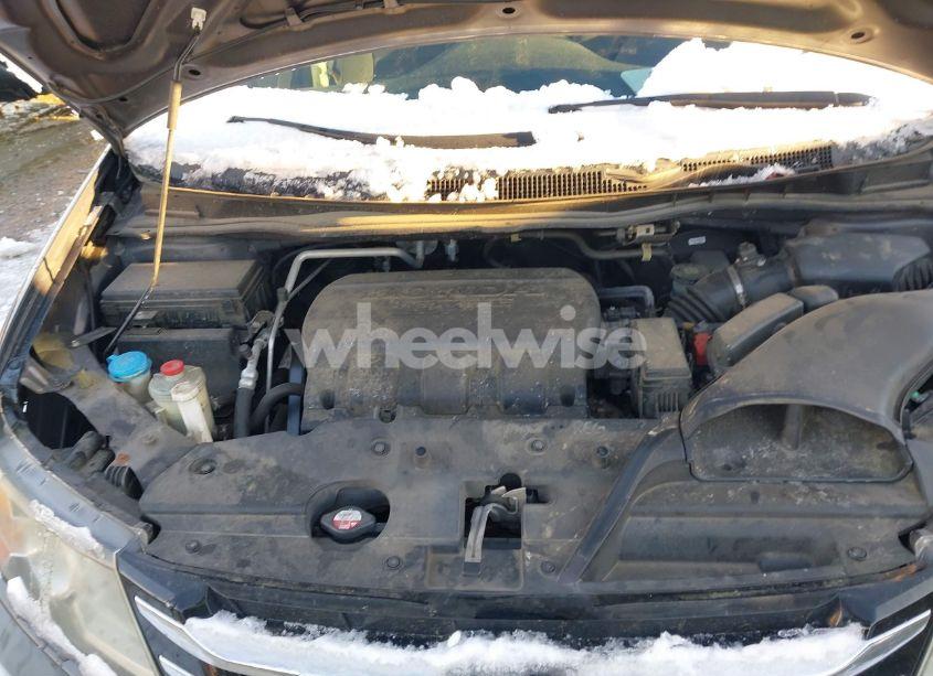 Photo 10 of 2015 Honda Odyssey EX (VIN 5FNRL5H49FB050621)