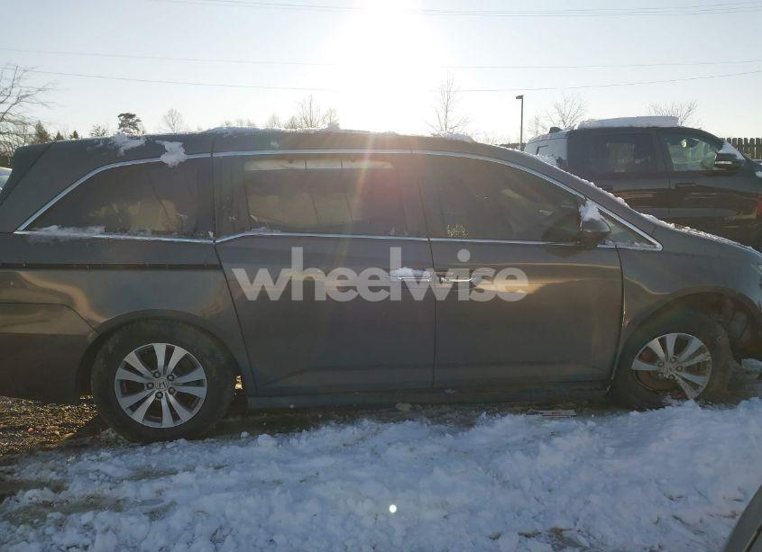 Photo 13 of 2015 Honda Odyssey EX (VIN 5FNRL5H49FB050621)