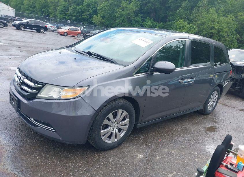 Photo 2 of 2015 Honda Odyssey EX (VIN 5FNRL5H49FB062798)