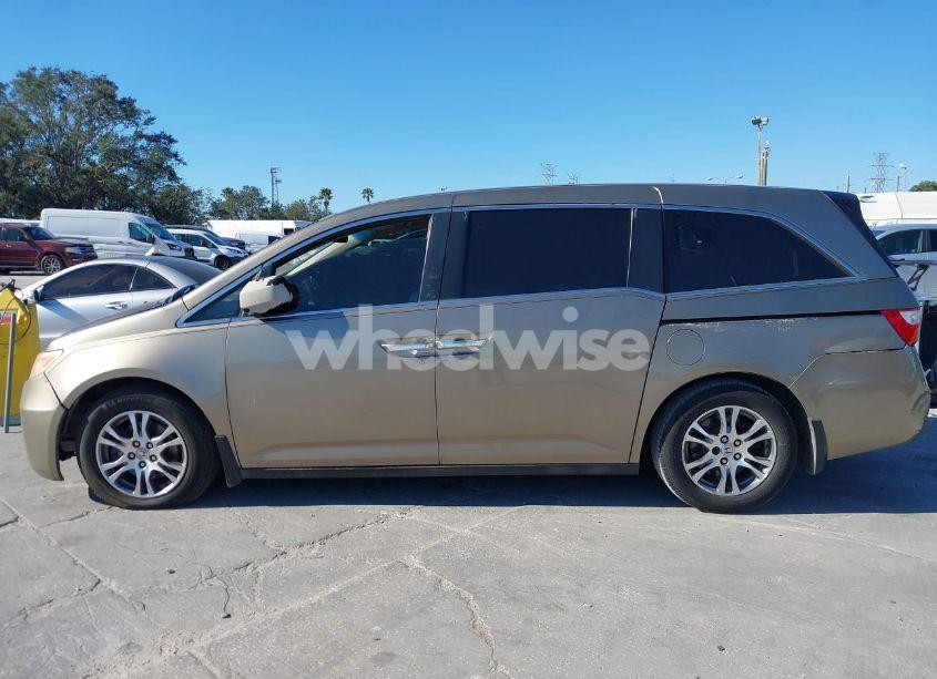 Photo 14 of 2011 Honda Odyssey EX (VIN 5FNRL5H4XBB062884)
