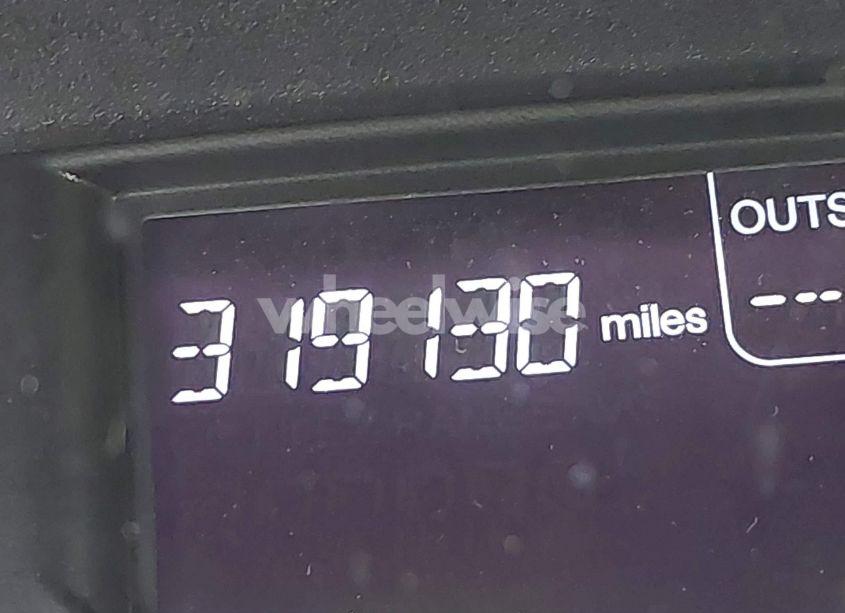 Photo 15 of 2011 Honda Odyssey EX (VIN 5FNRL5H4XBB062884)