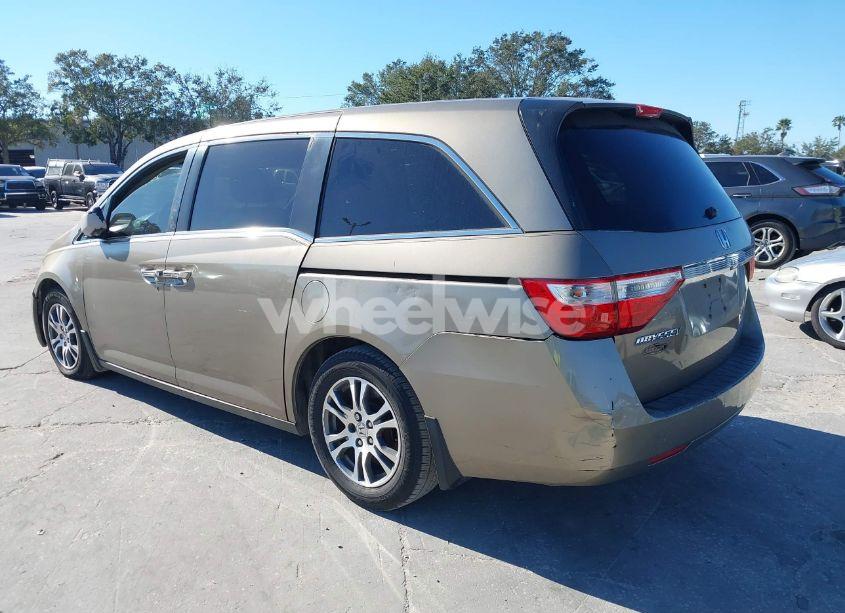 Photo 3 of 2011 Honda Odyssey EX (VIN 5FNRL5H4XBB062884)