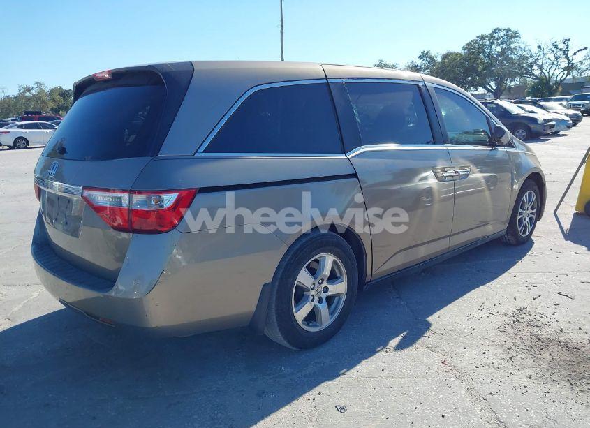 Photo 4 of 2011 Honda Odyssey EX (VIN 5FNRL5H4XBB062884)