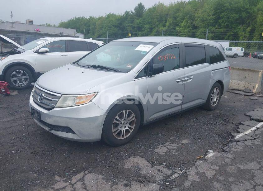 Photo 2 of 2012 Honda Odyssey EX (VIN 5FNRL5H4XCB016053)