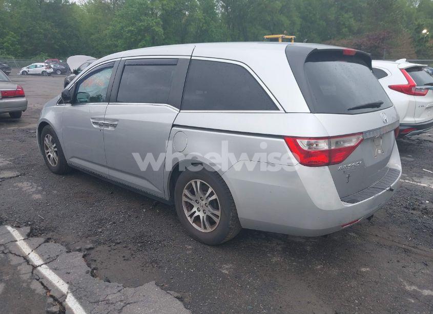 Photo 3 of 2012 Honda Odyssey EX (VIN 5FNRL5H4XCB016053)