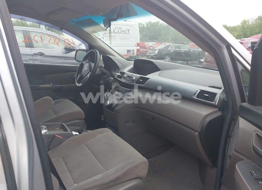 Photo 5 of 2012 Honda Odyssey EX (VIN 5FNRL5H4XCB016053)