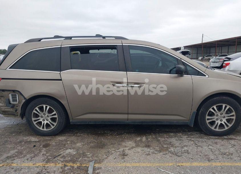 Photo 13 of 2012 Honda Odyssey EX (VIN 5FNRL5H4XCB024301)