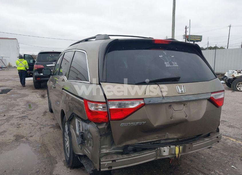 Photo 3 of 2012 Honda Odyssey EX (VIN 5FNRL5H4XCB024301)