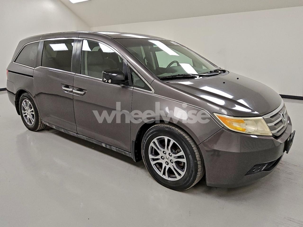 Photo 4 of 2012 HONDA ODYSSEY EX (VIN 5FNRL5H4XCB094235)