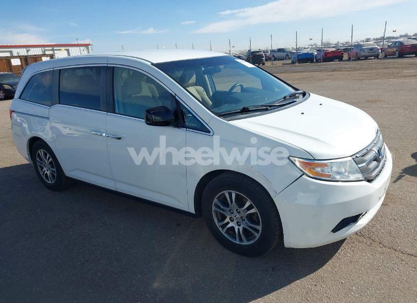 2013 Honda Odyssey EX (VIN 5FNRL5H4XDB046350) main photo
