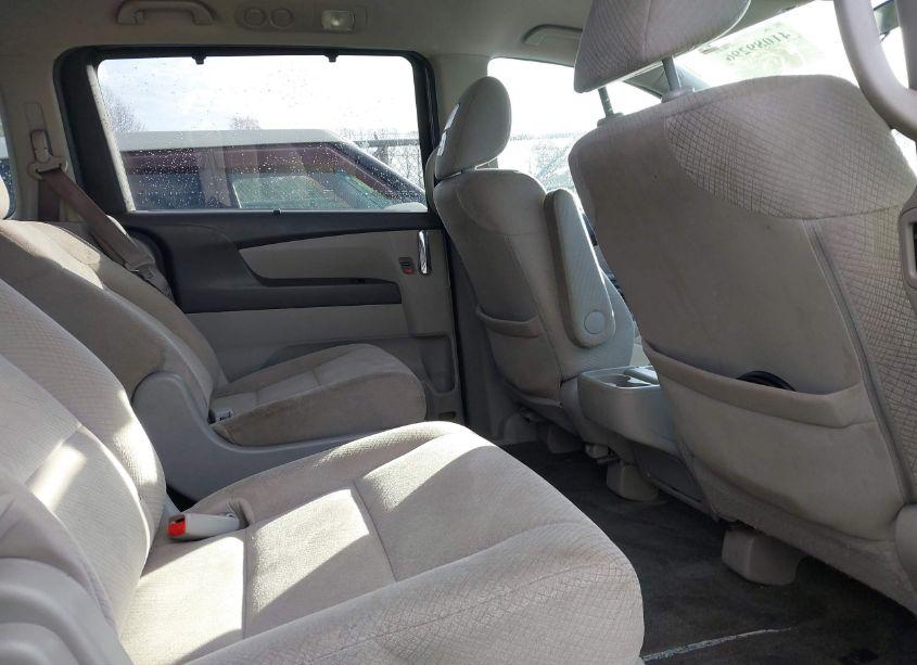 Photo 8 of 2014 Honda Odyssey EX (VIN 5FNRL5H4XEB046348)