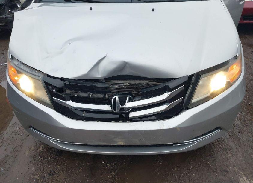 Photo 6 of 2014 Honda Odyssey EX (VIN 5FNRL5H4XEB058435)