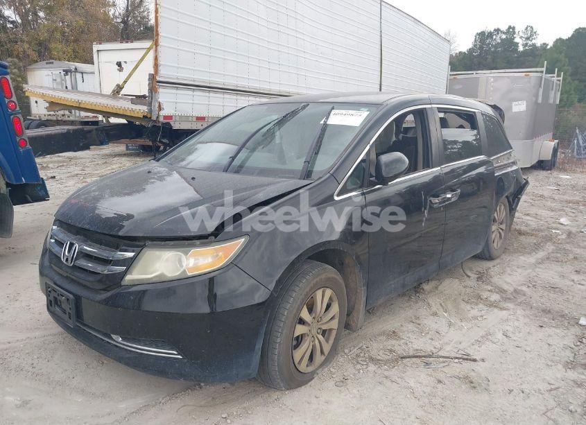 Photo 2 of 2014 Honda Odyssey EX (VIN 5FNRL5H4XEB111926)