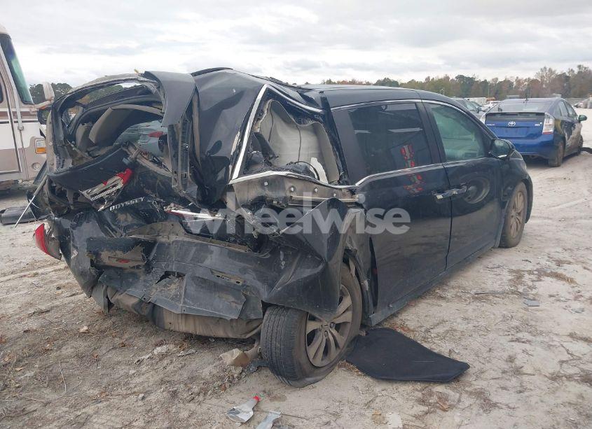 Photo 4 of 2014 Honda Odyssey EX (VIN 5FNRL5H4XEB111926)