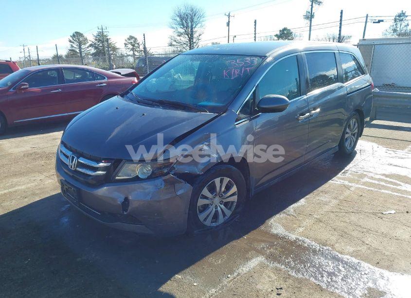 Photo 2 of 2015 Honda Odyssey EX (VIN 5FNRL5H4XFB043533)