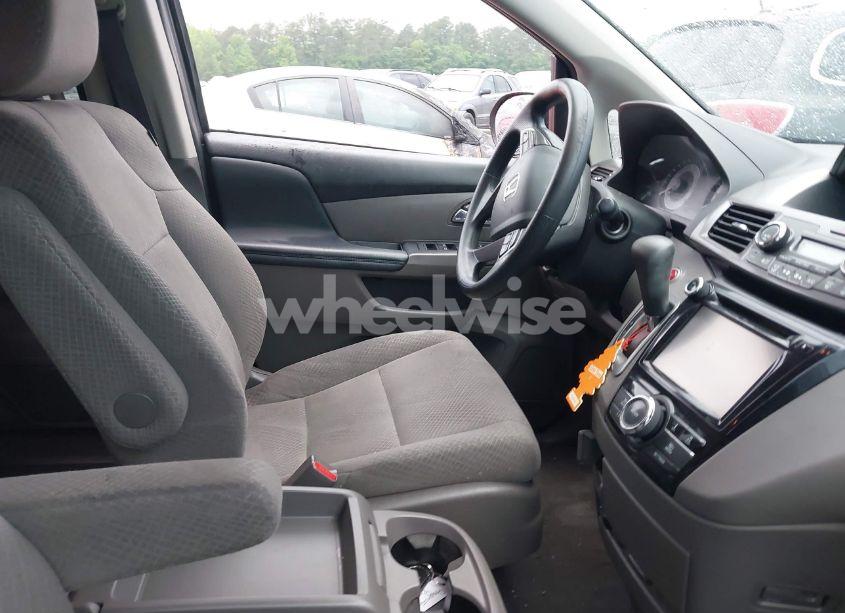 Photo 5 of 2015 Honda Odyssey EX (VIN 5FNRL5H4XFB073311)