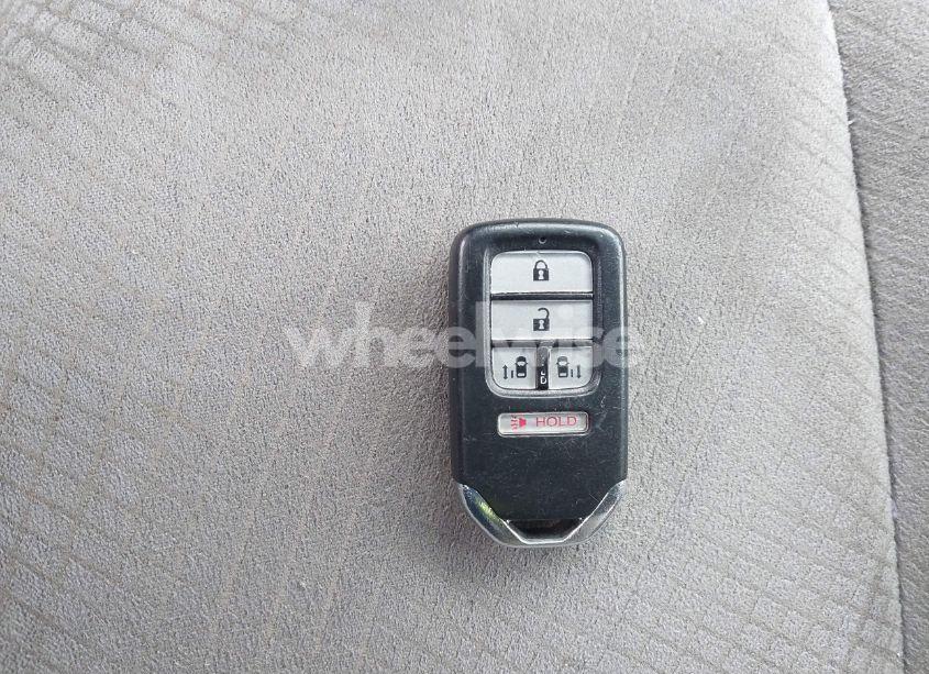 Photo 11 of 2016 Honda Odyssey EX (VIN 5FNRL5H4XGB138143)