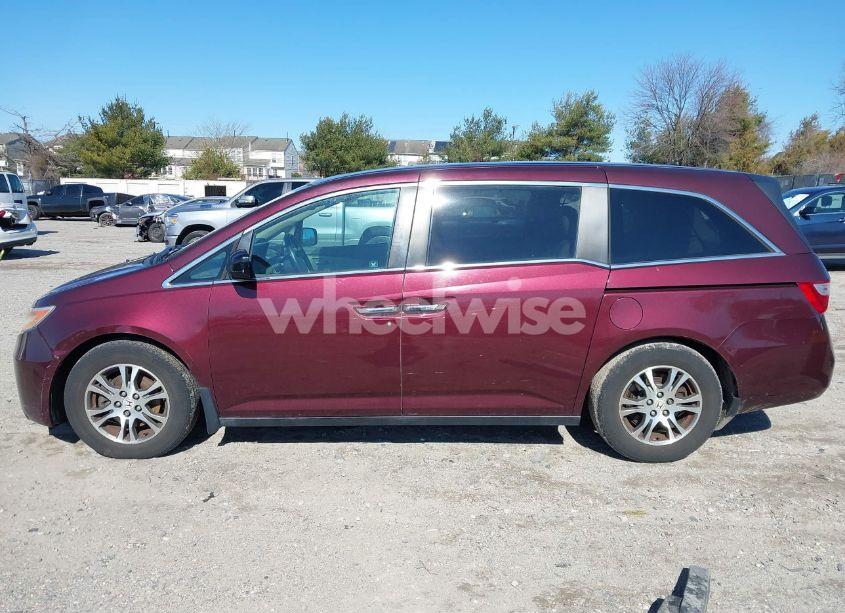 Photo 14 of 2011 Honda Odyssey EX-L (VIN 5FNRL5H60BB016613)