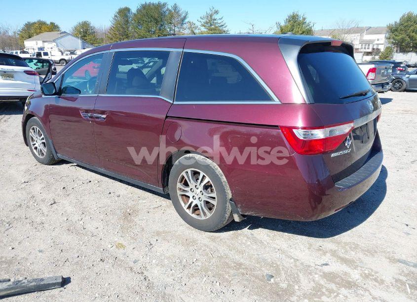 Photo 3 of 2011 Honda Odyssey EX-L (VIN 5FNRL5H60BB016613)