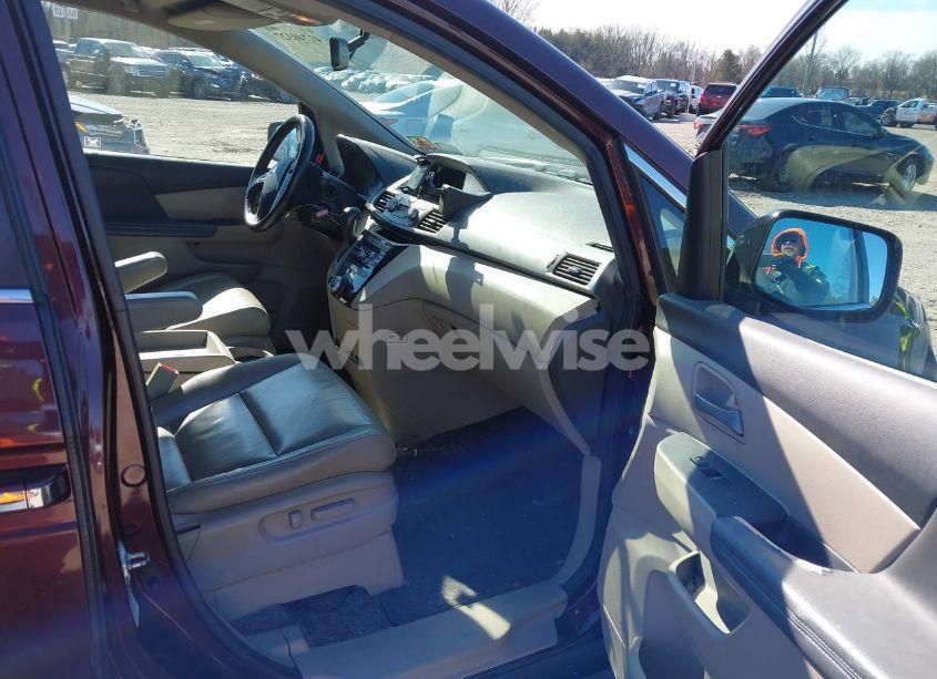 Photo 5 of 2011 Honda Odyssey EX-L (VIN 5FNRL5H60BB016613)