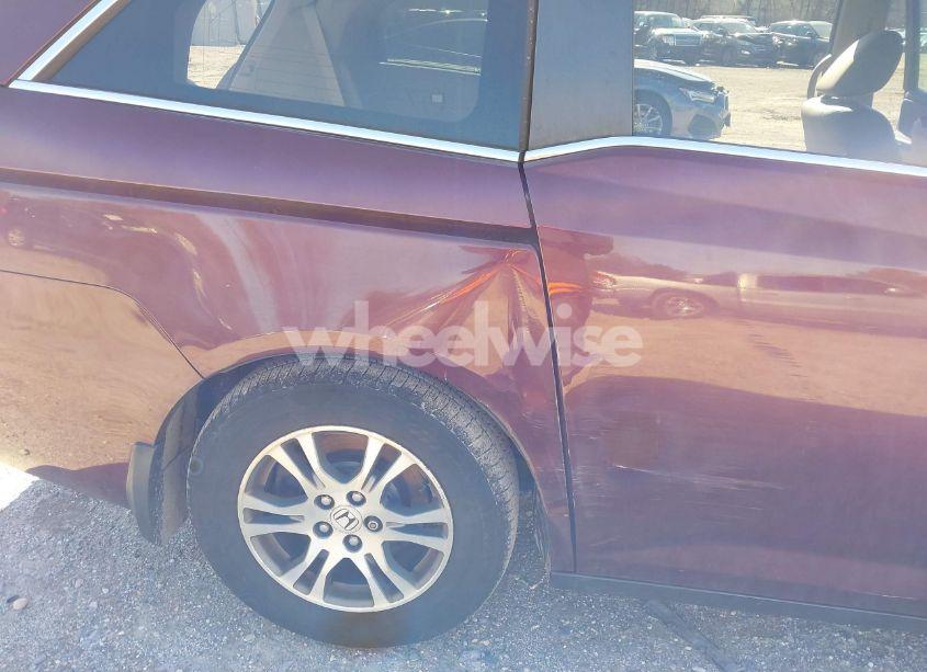 Photo 6 of 2011 Honda Odyssey EX-L (VIN 5FNRL5H60BB016613)