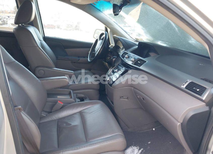 Photo 5 of 2011 Honda Odyssey EX-L (VIN 5FNRL5H60BB021665)