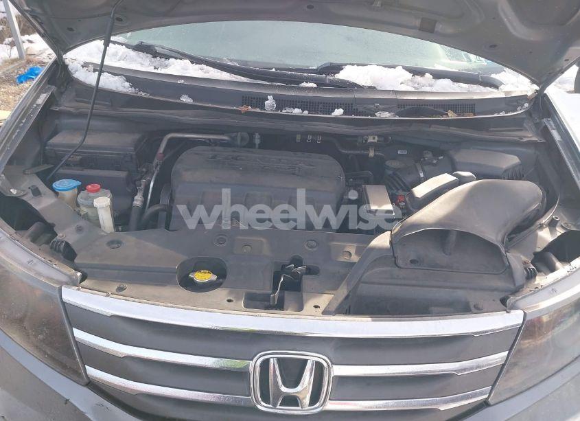 Photo 10 of 2011 Honda Odyssey EX-L (VIN 5FNRL5H60BB021908)