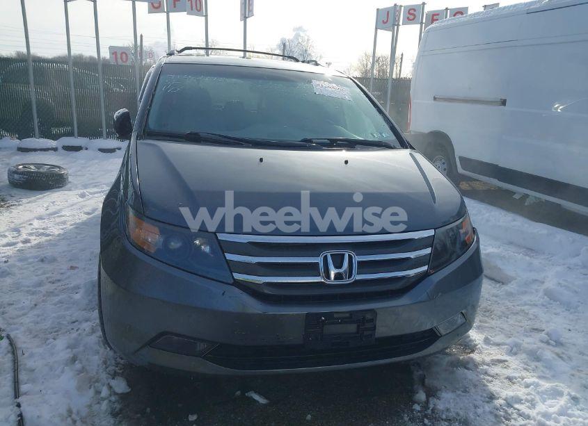 Photo 12 of 2011 Honda Odyssey EX-L (VIN 5FNRL5H60BB021908)