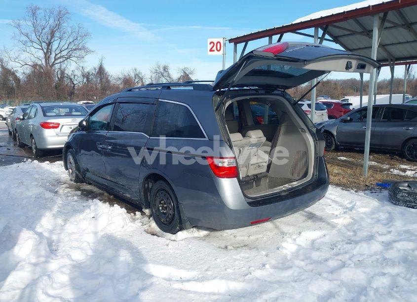 Photo 3 of 2011 Honda Odyssey EX-L (VIN 5FNRL5H60BB021908)