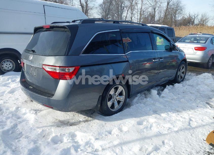 Photo 4 of 2011 Honda Odyssey EX-L (VIN 5FNRL5H60BB021908)