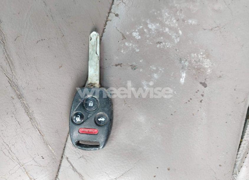 Photo 11 of 2011 Honda Odyssey EX-L (VIN 5FNRL5H60BB037445)