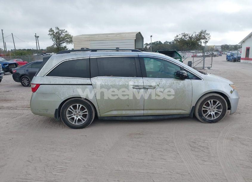 Photo 13 of 2011 Honda Odyssey EX-L (VIN 5FNRL5H60BB037445)