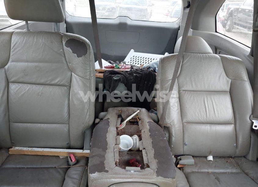 Photo 8 of 2011 Honda Odyssey EX-L (VIN 5FNRL5H60BB037445)