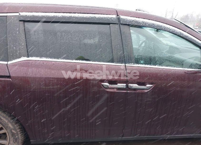 Photo 13 of 2011 Honda Odyssey EX-L (VIN 5FNRL5H60BB042905)