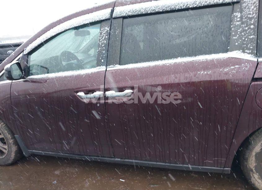 Photo 14 of 2011 Honda Odyssey EX-L (VIN 5FNRL5H60BB042905)