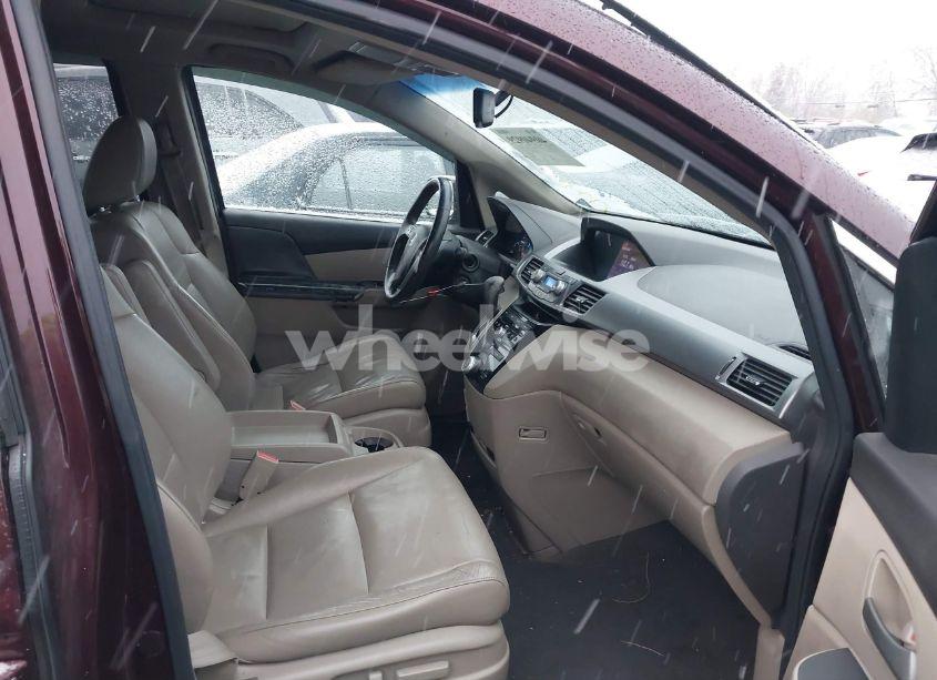 Photo 5 of 2011 Honda Odyssey EX-L (VIN 5FNRL5H60BB042905)