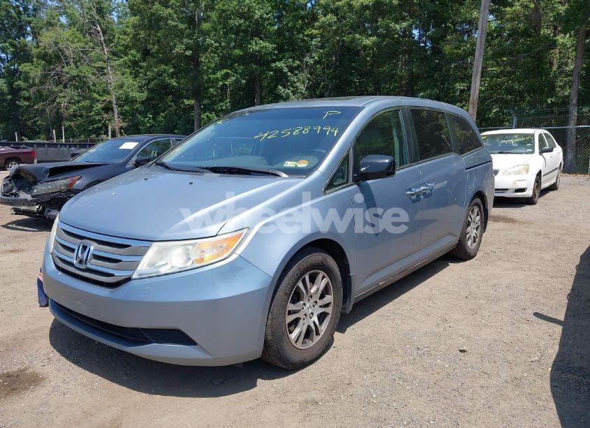 Photo 2 of 2011 Honda Odyssey EX-L (VIN 5FNRL5H60BB051135)